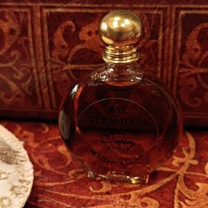 Bal Versaille Perfume by - Gold and Brown